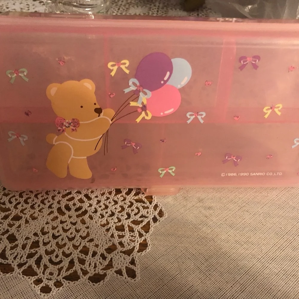 Sanrio Tweedle Dee Dee Teddy Bear  Plastic Pencil Trinket Box Vintage 1990